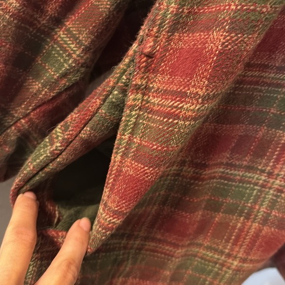 Orvis thick button down flannel size medium - Picture 6 of 7